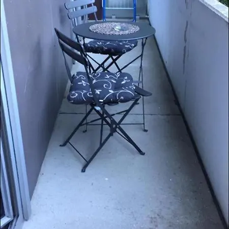 شقة International 6